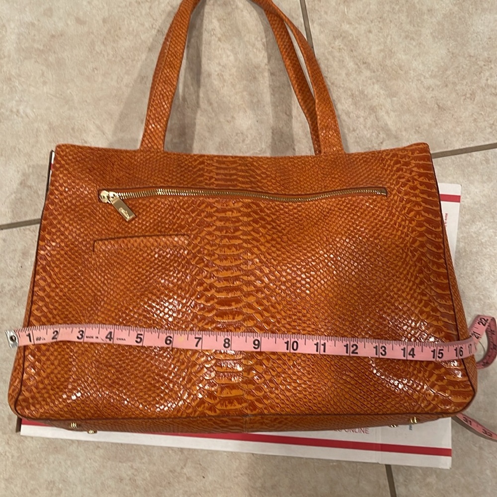 Hobo Bag - Picture 4 of 10
